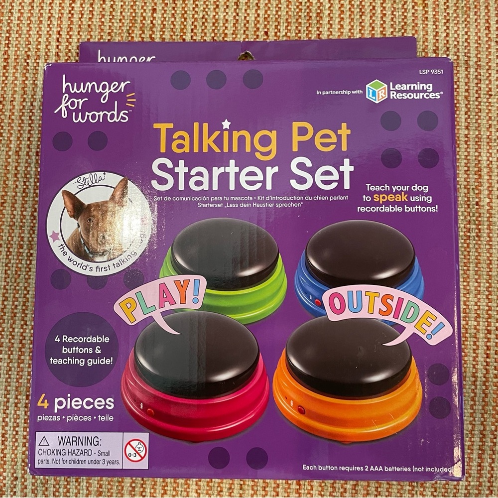 Hunger For Words Talking Pet Set